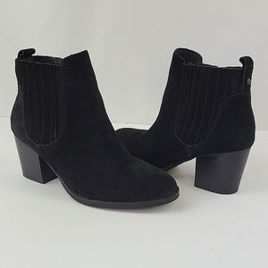 Crown Vintage "Cindy" Heeled Chelsea Boot Black Suede Size 8.5